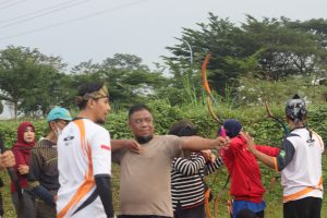 Tempat latihan panahan di depok